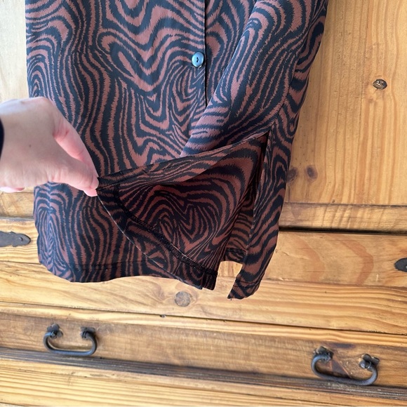 Animal Print Collarless Button Up Shirt Zebra Print Black Brown Short Sleeves - Picture 3 of 7